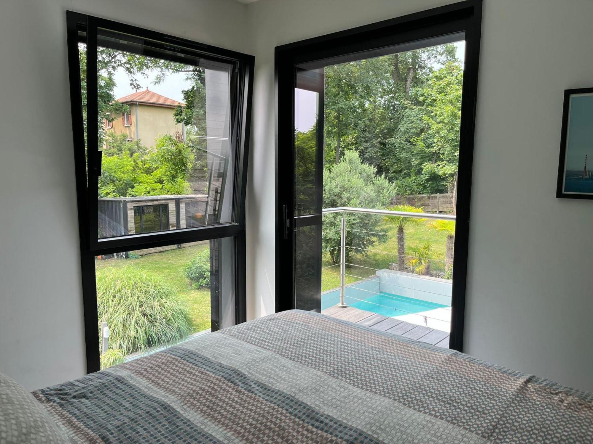 Villa Piscine A Proximite De Lyon Chaponost Exteriér fotografie