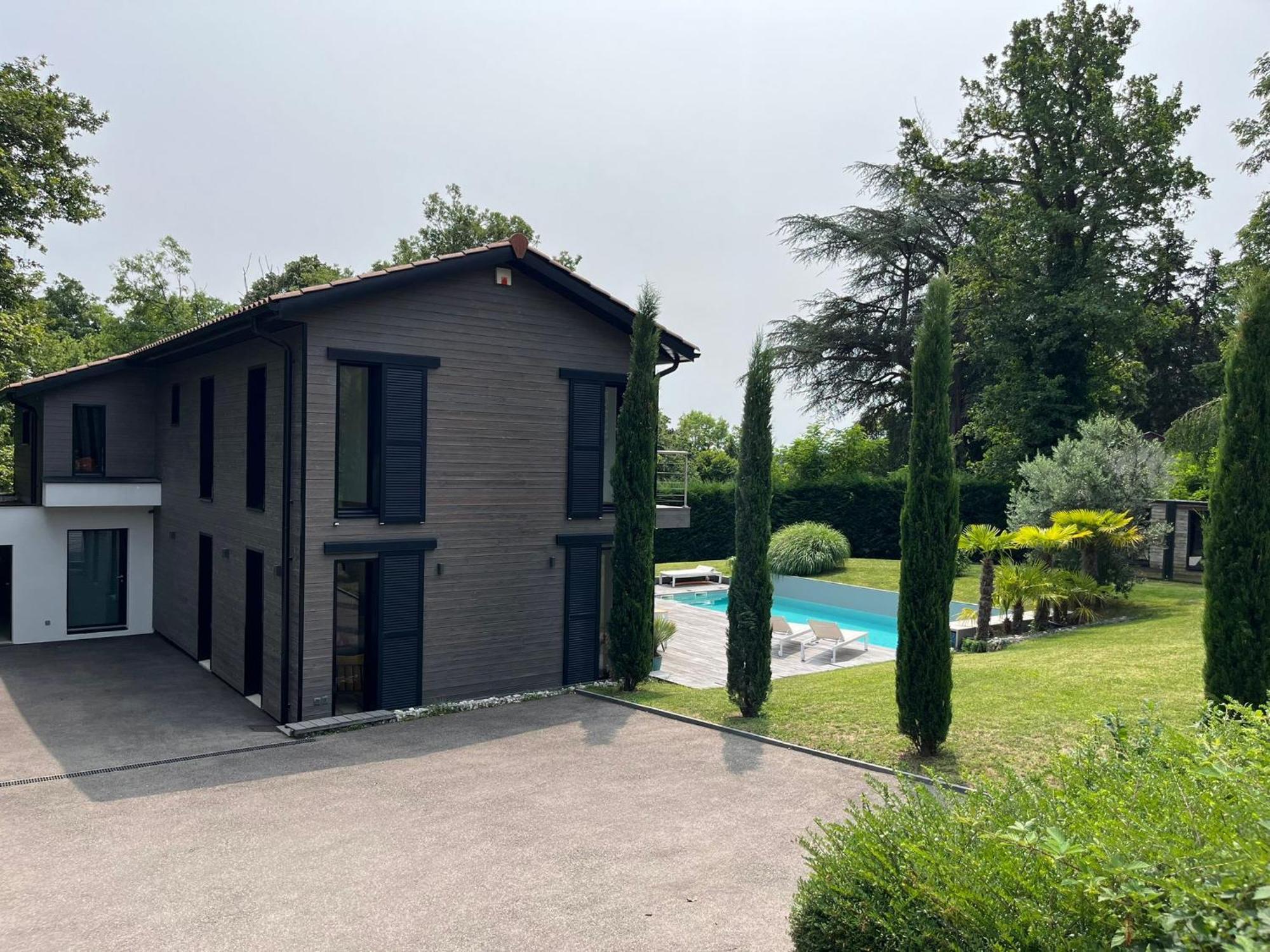 Villa Piscine A Proximite De Lyon Chaponost Exteriér fotografie
